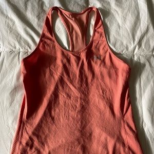 Under armor Peach colored workout tank top